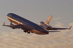 KLM Royal Dutch Airlines MD-11 (PH-KCE) - JC Wings