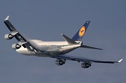 Lufthansa B 747-430 (D-ABVP) - Inflight200