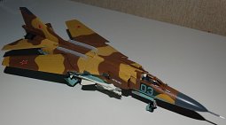 -23 1/72  Hobby Master