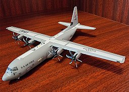  : Lockheed C-130-30J Super Hercules "The Rock", Gemini 200.