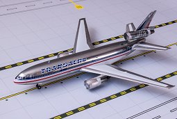 Inflight: Douglas DC-10-30    1:200