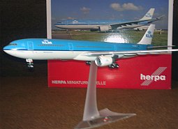 Herpa: Airbus A330-300  KLM   1:200 