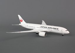   "JC Wings" 1/200  "Japan Airlines" Boeing 787-8