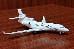   ... NG Model 1:200 Dassault Falcon 7X