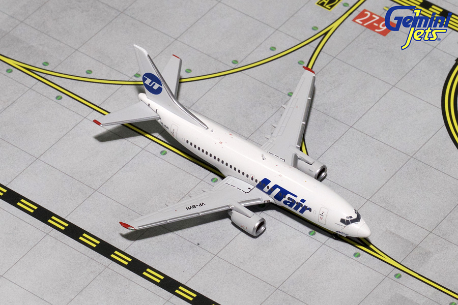 Boeing 737-500